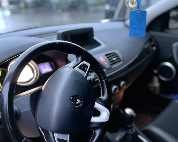 Сірий Рено Меган, об'ємом двигуна 1.4 л та пробігом 178 тис. км за 5700 $, фото 10 на Automoto.ua