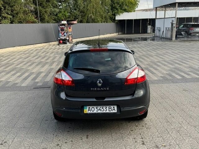 Сірий Рено Меган, об'ємом двигуна 1.6 л та пробігом 96 тис. км за 8300 $, фото 19 на Automoto.ua