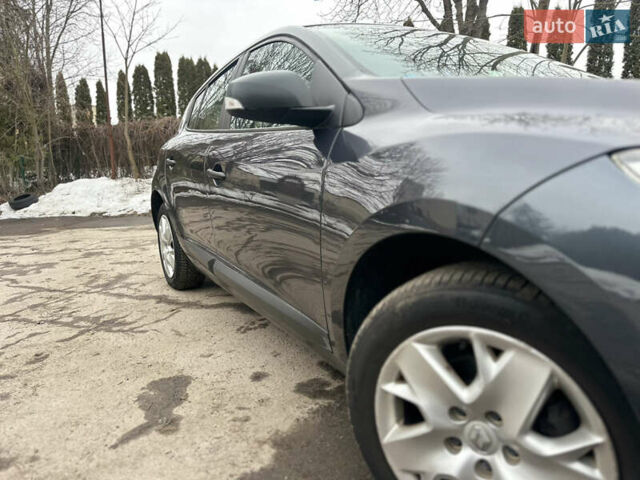 Серый Рено Меган, объемом двигателя 1.6 л и пробегом 170 тыс. км за 6500 $, фото 11 на Automoto.ua