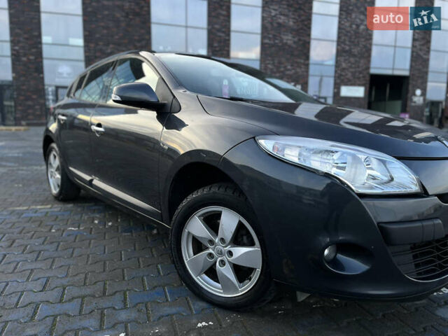 Серый Рено Меган, объемом двигателя 1.46 л и пробегом 220 тыс. км за 6700 $, фото 6 на Automoto.ua