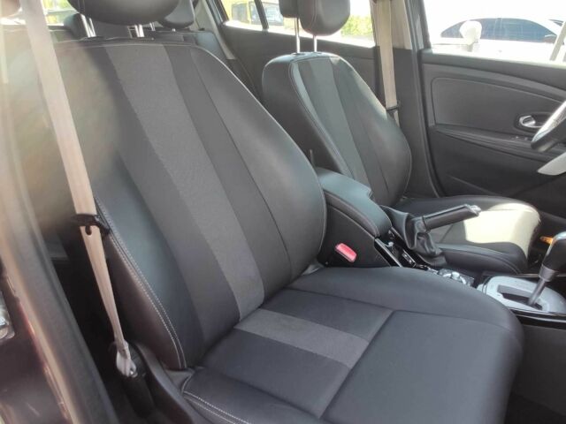 Серый Рено Меган, объемом двигателя 1.5 л и пробегом 270 тыс. км за 6600 $, фото 16 на Automoto.ua