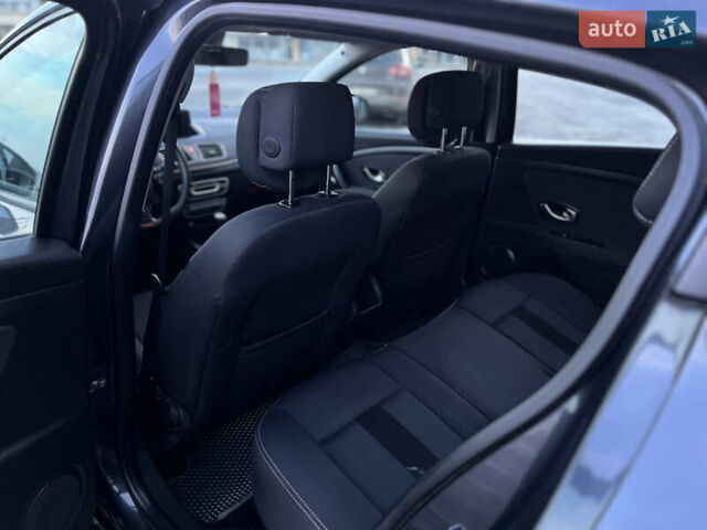 Серый Рено Меган, объемом двигателя 1.46 л и пробегом 220 тыс. км за 6700 $, фото 37 на Automoto.ua