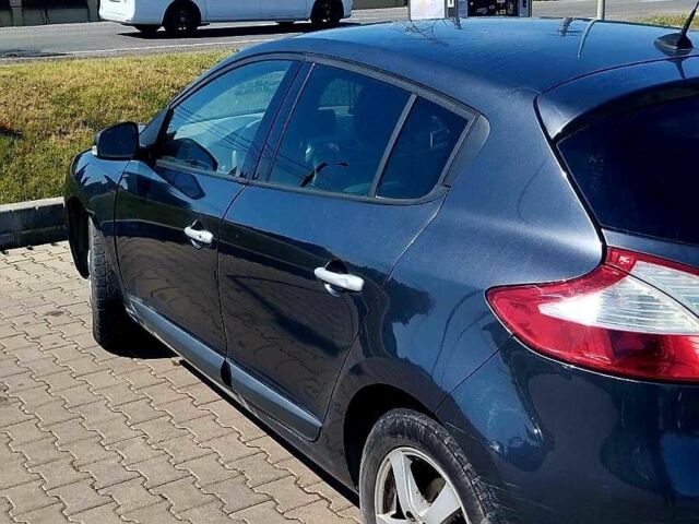 Сірий Рено Меган, об'ємом двигуна 1.9 л та пробігом 320 тис. км за 6300 $, фото 3 на Automoto.ua