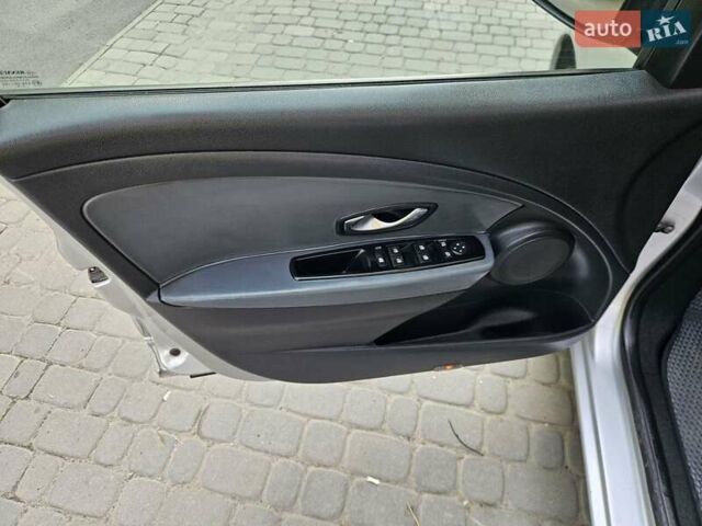 Серый Рено Меган, объемом двигателя 1.5 л и пробегом 288 тыс. км за 5800 $, фото 1 на Automoto.ua