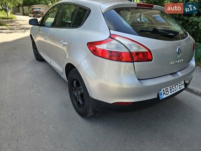 Серый Рено Меган, объемом двигателя 1.5 л и пробегом 288 тыс. км за 5800 $, фото 29 на Automoto.ua