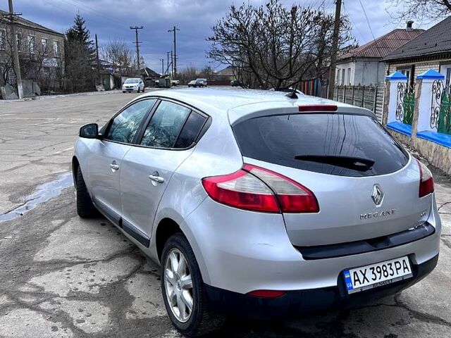 Сірий Рено Меган, об'ємом двигуна 1.5 л та пробігом 280 тис. км за 6200 $, фото 4 на Automoto.ua