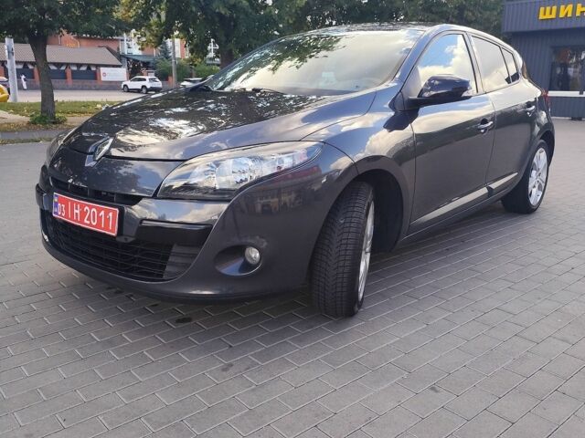 Сірий Рено Меган, об'ємом двигуна 1.6 л та пробігом 240 тис. км за 7000 $, фото 8 на Automoto.ua