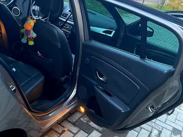 Серый Рено Меган, объемом двигателя 1.5 л и пробегом 255 тыс. км за 9050 $, фото 7 на Automoto.ua