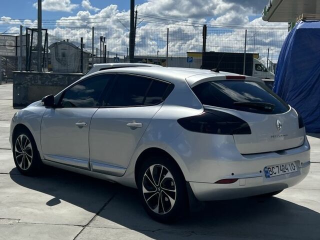 Сірий Рено Меган, об'ємом двигуна 1.5 л та пробігом 327 тис. км за 7400 $, фото 9 на Automoto.ua