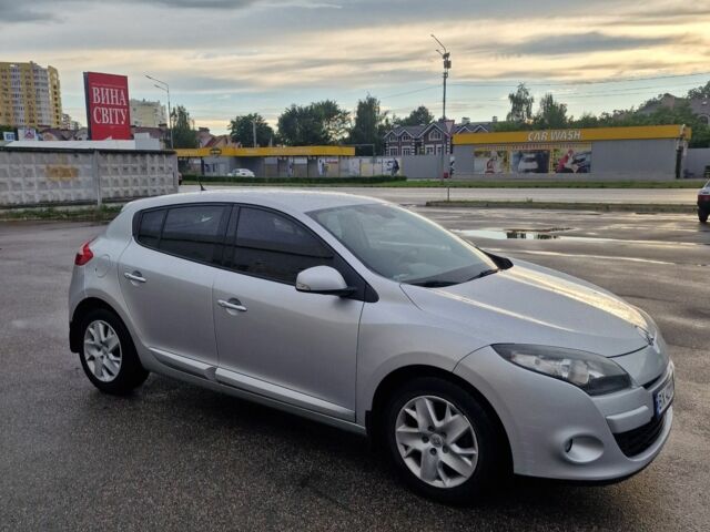 Сірий Рено Меган, об'ємом двигуна 1.5 л та пробігом 210 тис. км за 5400 $, фото 6 на Automoto.ua