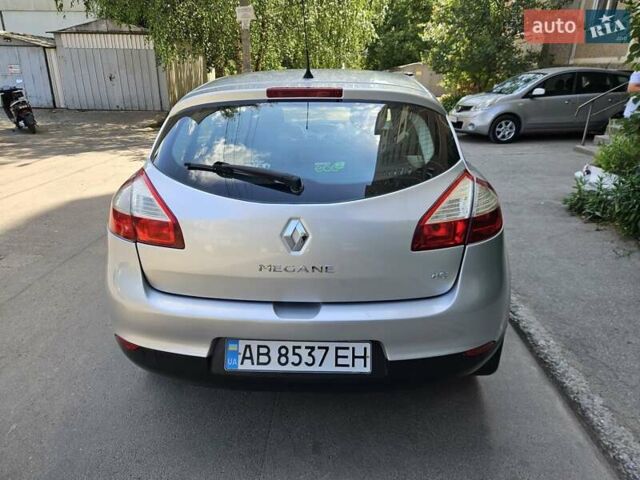 Серый Рено Меган, объемом двигателя 1.5 л и пробегом 288 тыс. км за 5800 $, фото 30 на Automoto.ua