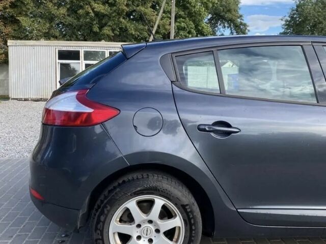 Сірий Рено Меган, об'ємом двигуна 1.5 л та пробігом 290 тис. км за 6700 $, фото 3 на Automoto.ua