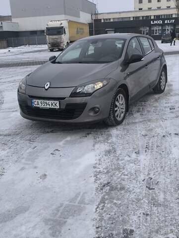 Сірий Рено Меган, об'ємом двигуна 1.5 л та пробігом 247 тис. км за 7450 $, фото 2 на Automoto.ua