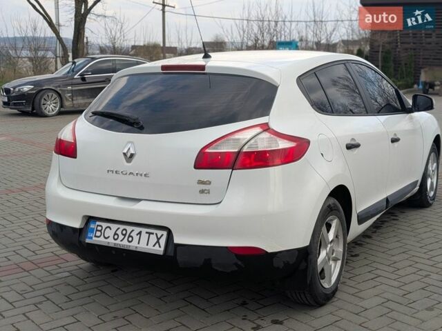 Сірий Рено Меган, об'ємом двигуна 1.46 л та пробігом 259 тис. км за 6500 $, фото 8 на Automoto.ua