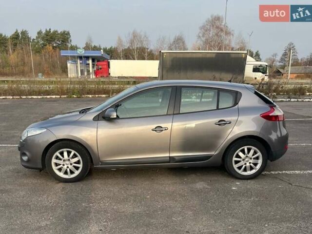 Серый Рено Меган, объемом двигателя 1.5 л и пробегом 211 тыс. км за 7200 $, фото 7 на Automoto.ua