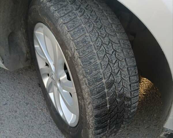 Серый Рено Меган, объемом двигателя 1.46 л и пробегом 285 тыс. км за 6800 $, фото 14 на Automoto.ua