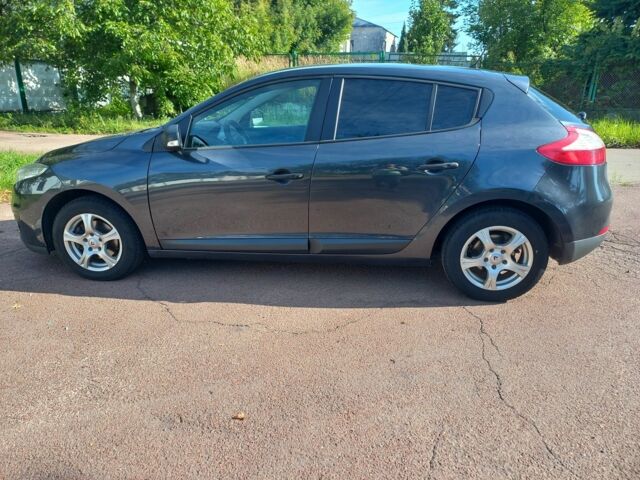 Серый Рено Меган, объемом двигателя 1.5 л и пробегом 235 тыс. км за 6100 $, фото 13 на Automoto.ua