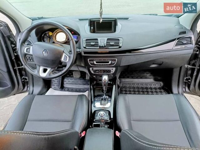 Сірий Рено Меган, об'ємом двигуна 1.5 л та пробігом 165 тис. км за 9700 $, фото 22 на Automoto.ua