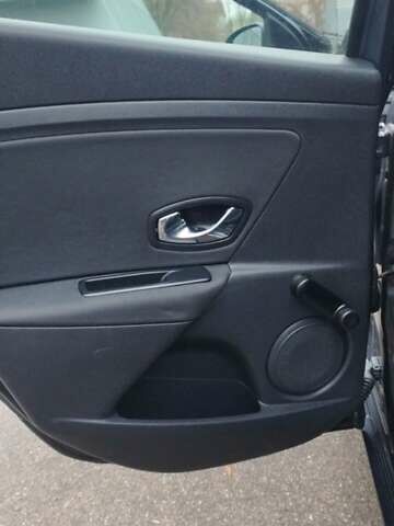 Серый Рено Меган, объемом двигателя 1.6 л и пробегом 190 тыс. км за 6999 $, фото 36 на Automoto.ua