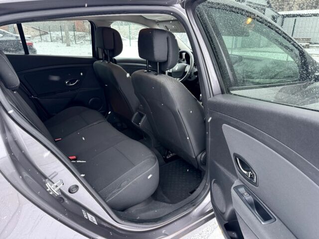 Сірий Рено Меган, об'ємом двигуна 1.5 л та пробігом 215 тис. км за 7700 $, фото 5 на Automoto.ua