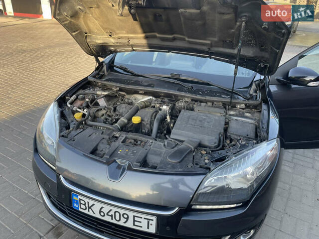 Серый Рено Меган, объемом двигателя 1.46 л и пробегом 266 тыс. км за 7000 $, фото 8 на Automoto.ua