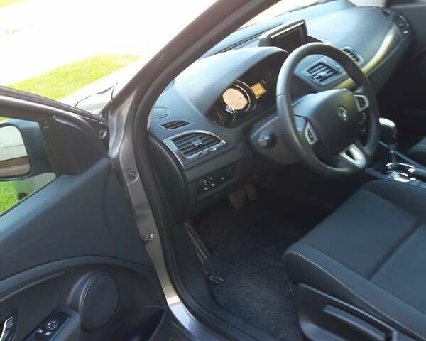 Серый Рено Меган, объемом двигателя 1.46 л и пробегом 215 тыс. км за 7555 $, фото 19 на Automoto.ua