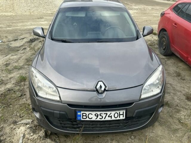 Сірий Рено Меган, об'ємом двигуна 1.5 л та пробігом 327 тис. км за 4005 $, фото 6 на Automoto.ua