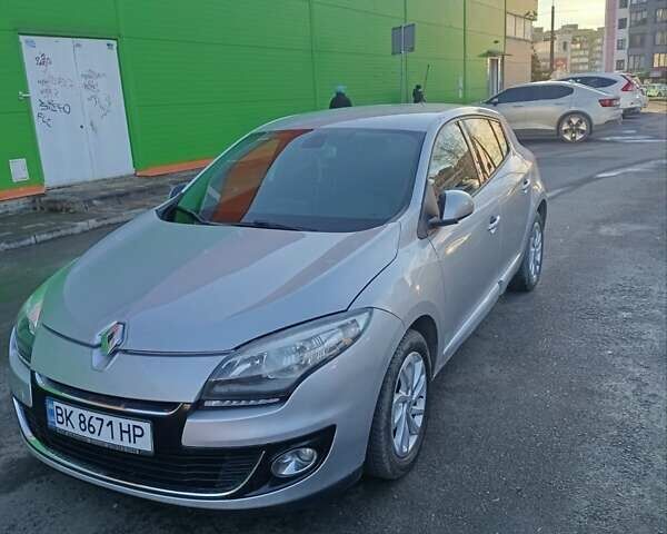 Серый Рено Меган, объемом двигателя 1.46 л и пробегом 285 тыс. км за 6800 $, фото 4 на Automoto.ua