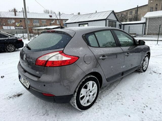Сірий Рено Меган, об'ємом двигуна 1.5 л та пробігом 215 тис. км за 7700 $, фото 2 на Automoto.ua