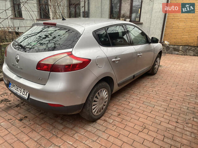 Серый Рено Меган, объемом двигателя 1.5 л и пробегом 375 тыс. км за 5499 $, фото 3 на Automoto.ua