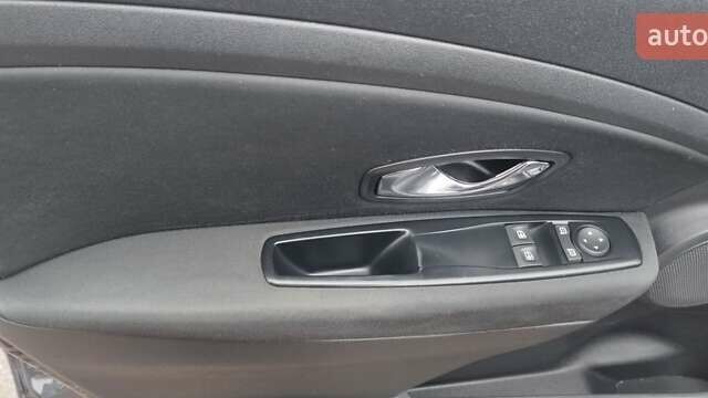 Серый Рено Меган, объемом двигателя 1.6 л и пробегом 190 тыс. км за 6999 $, фото 20 на Automoto.ua