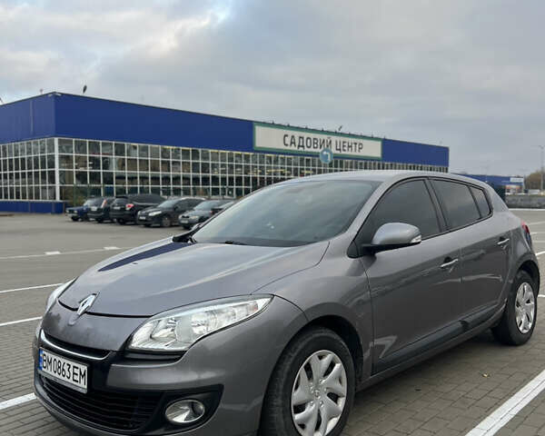 Сірий Рено Меган, об'ємом двигуна 1.6 л та пробігом 138 тис. км за 8300 $, фото 1 на Automoto.ua