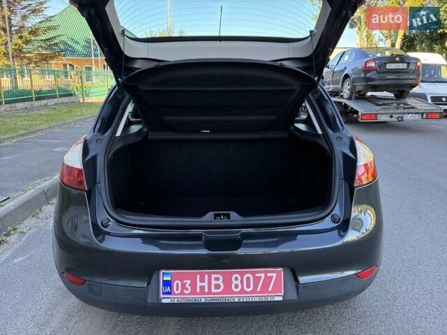 Серый Рено Меган, объемом двигателя 1.6 л и пробегом 214 тыс. км за 7450 $, фото 18 на Automoto.ua