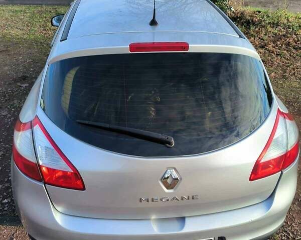Сірий Рено Меган, об'ємом двигуна 1.6 л та пробігом 272 тис. км за 7000 $, фото 9 на Automoto.ua