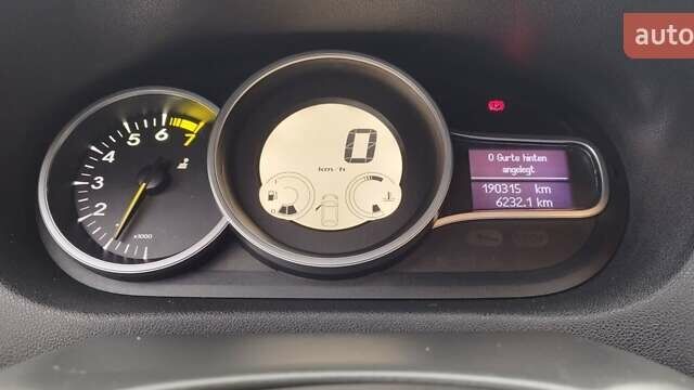 Серый Рено Меган, объемом двигателя 1.6 л и пробегом 190 тыс. км за 6999 $, фото 29 на Automoto.ua