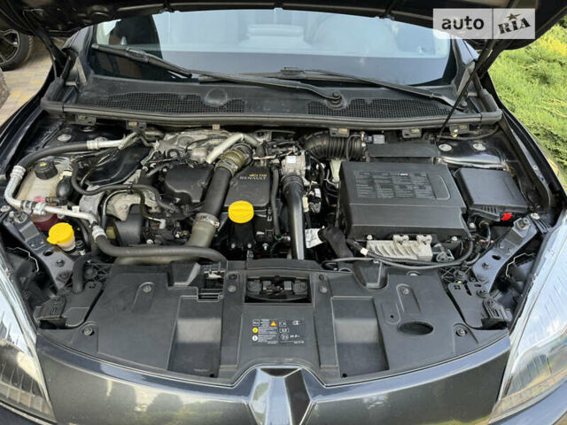 Серый Рено Меган, объемом двигателя 1.46 л и пробегом 202 тыс. км за 8999 $, фото 53 на Automoto.ua