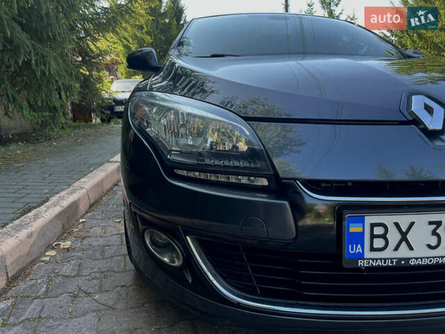 Рено Меган 2012 у Хмельницькому на Automoto.ua Сірий Рено Меган, об'ємом двигуна 1.5 л та пробігом 256 тис. км за 7500 $, фото 3 на Automoto.ua