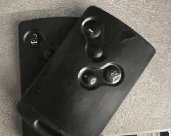 Серый Рено Меган, объемом двигателя 1.5 л и пробегом 470 тыс. км за 5900 $, фото 2 на Automoto.ua