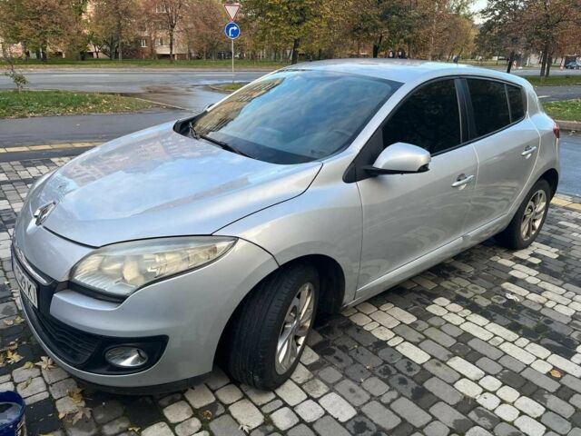 Сірий Рено Меган, об'ємом двигуна 1.5 л та пробігом 360 тис. км за 6900 $, фото 4 на Automoto.ua