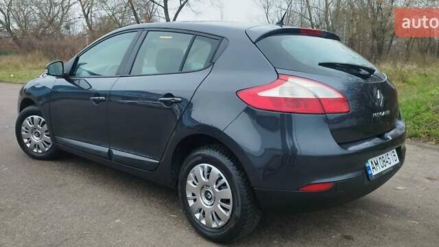 Серый Рено Меган, объемом двигателя 1.6 л и пробегом 190 тыс. км за 6999 $, фото 6 на Automoto.ua