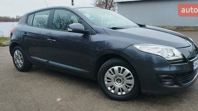 Серый Рено Меган, объемом двигателя 1.6 л и пробегом 190 тыс. км за 6999 $, фото 15 на Automoto.ua