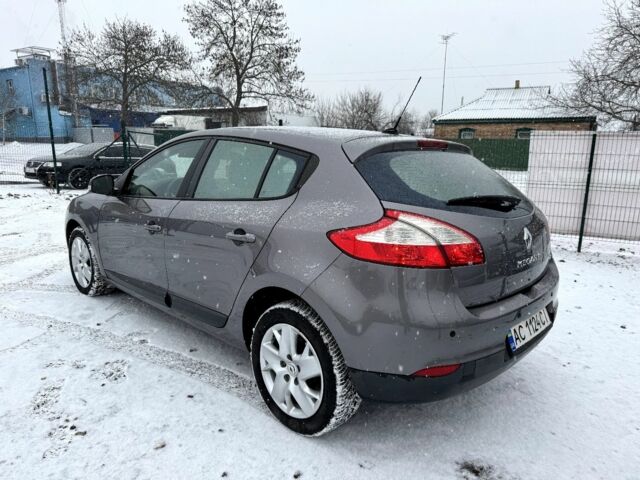 Сірий Рено Меган, об'ємом двигуна 1.5 л та пробігом 215 тис. км за 7700 $, фото 6 на Automoto.ua