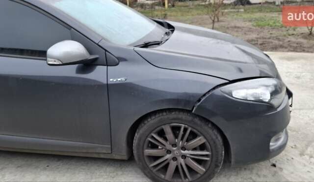 Сірий Рено Меган, об'ємом двигуна 1.5 л та пробігом 242 тис. км за 3750 $, фото 4 на Automoto.ua