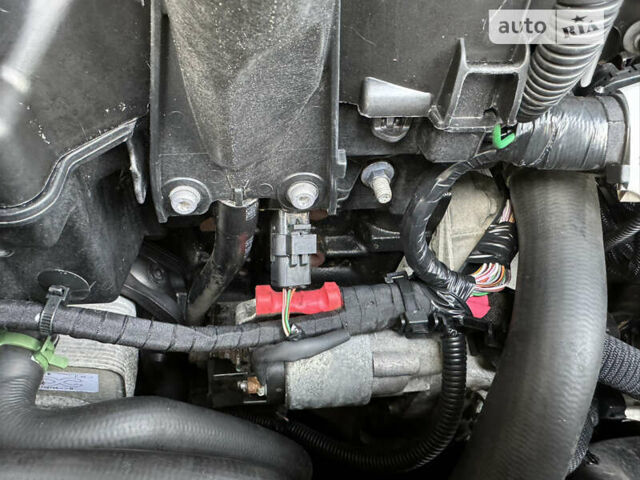 Серый Рено Меган, объемом двигателя 1.46 л и пробегом 202 тыс. км за 8999 $, фото 56 на Automoto.ua