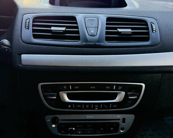 Сірий Рено Меган, об'ємом двигуна 1.46 л та пробігом 170 тис. км за 6600 $, фото 14 на Automoto.ua