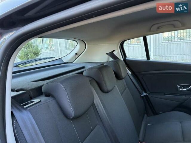 Серый Рено Меган, объемом двигателя 1.6 л и пробегом 214 тыс. км за 7450 $, фото 29 на Automoto.ua