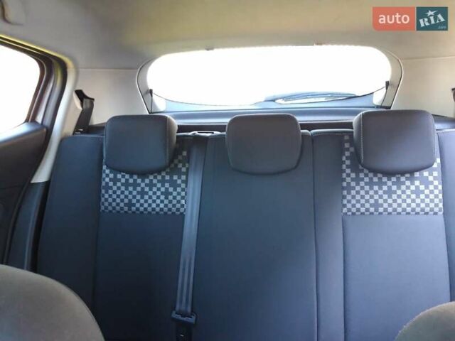 Серый Рено Меган, объемом двигателя 1.46 л и пробегом 215 тыс. км за 7555 $, фото 11 на Automoto.ua