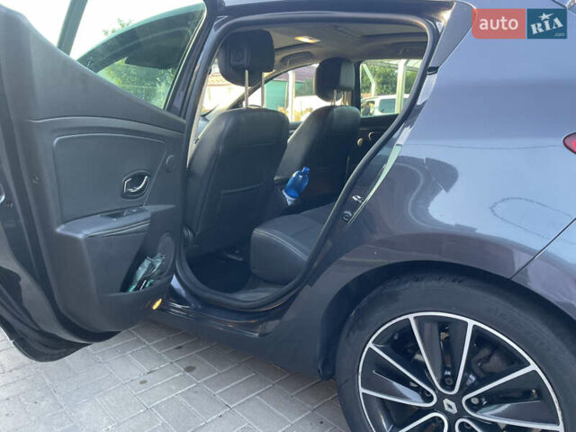 Серый Рено Меган, объемом двигателя 1.46 л и пробегом 266 тыс. км за 7000 $, фото 15 на Automoto.ua