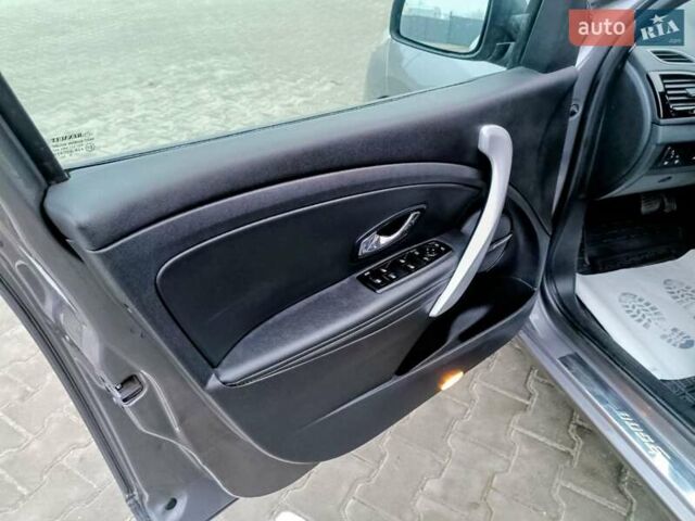 Сірий Рено Меган, об'ємом двигуна 1.5 л та пробігом 165 тис. км за 9700 $, фото 27 на Automoto.ua