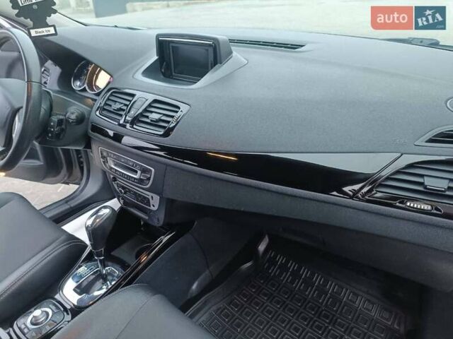 Сірий Рено Меган, об'ємом двигуна 1.5 л та пробігом 165 тис. км за 9700 $, фото 26 на Automoto.ua